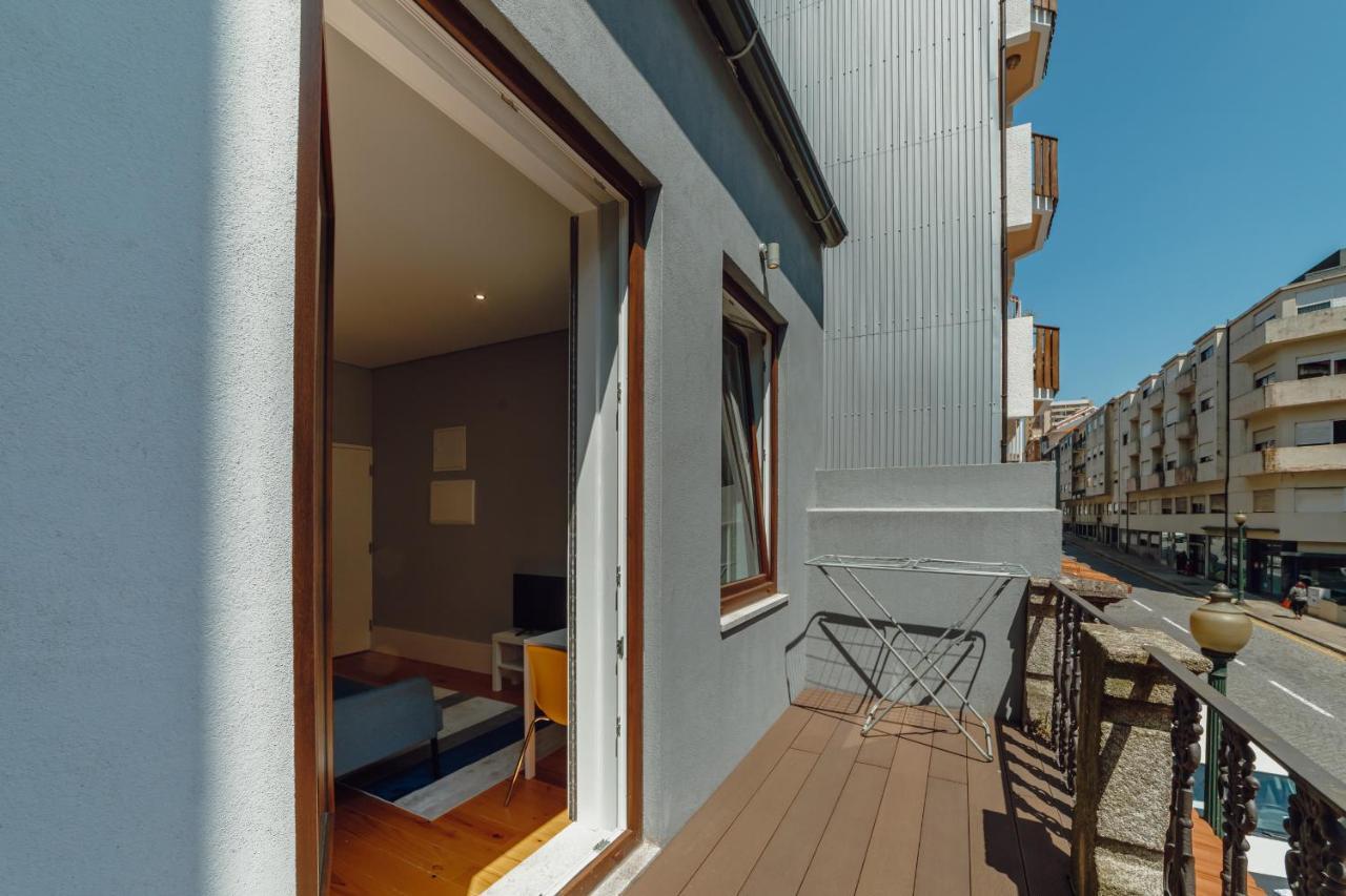 Downtown Santos With Terrace By Homing Apartamento